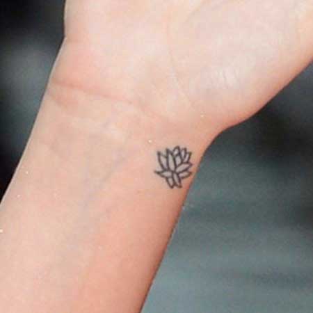 Small Tattoos Flower Small Wrist - 16