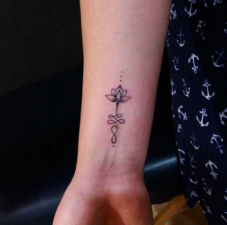 Small Tattoos Flower Small Wrist 2017