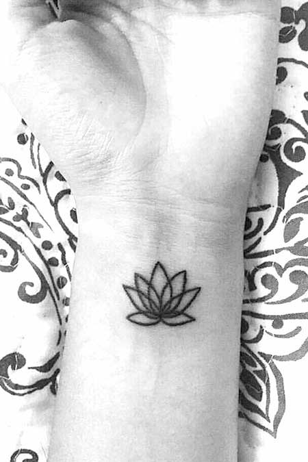 Small Tattoos Flower Small Wrist - 9