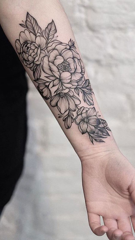 Tattoo Flower Black Wrist