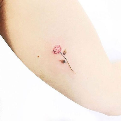 14.Small Rose Tattoos
