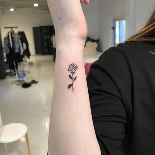 20.Small Rose Tattoos