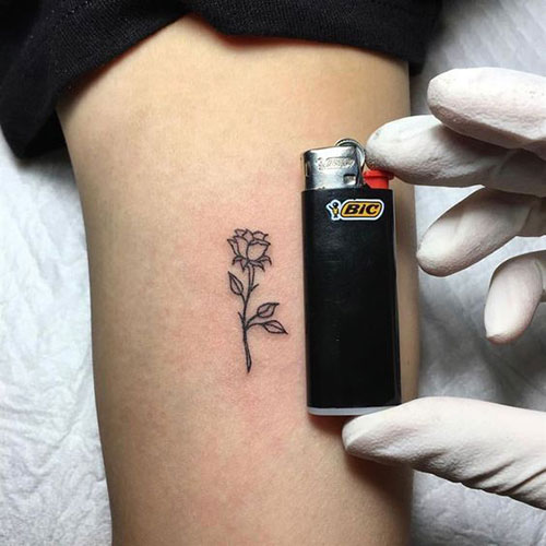 7.Small Rose Tattoos