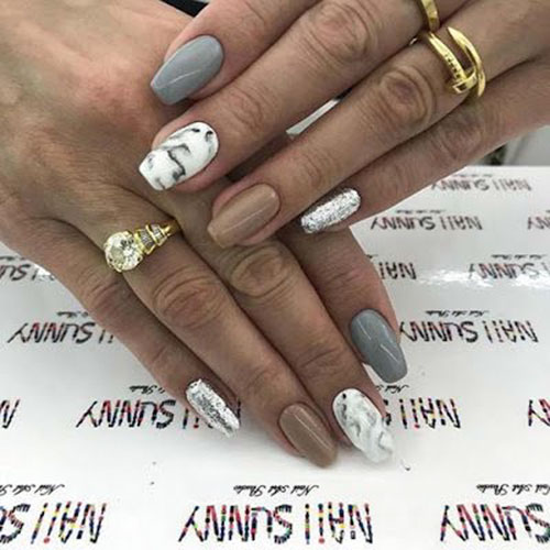 27-styless.co-nail-designs-2019-short-2001202093627