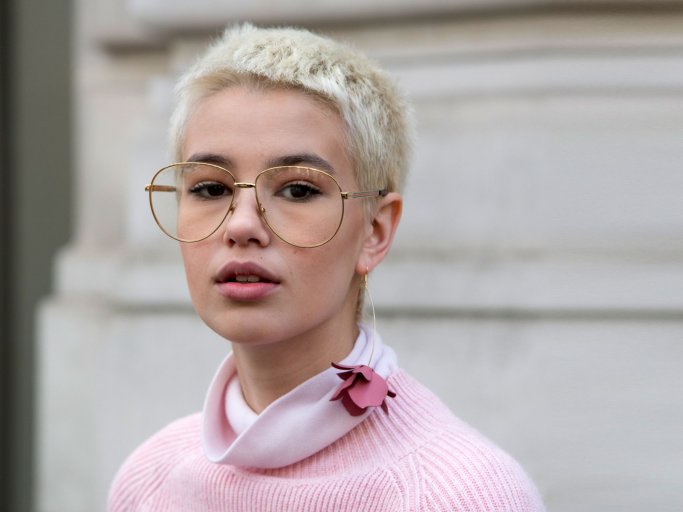 18.short-hairstyles-for-fall-2021