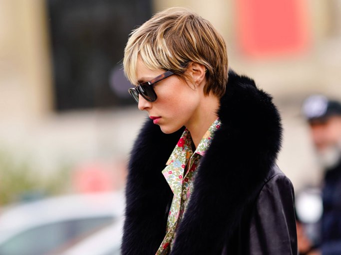 6.short-hairstyles-for-fall-2021